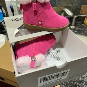 NWT baby girl ugg boots
